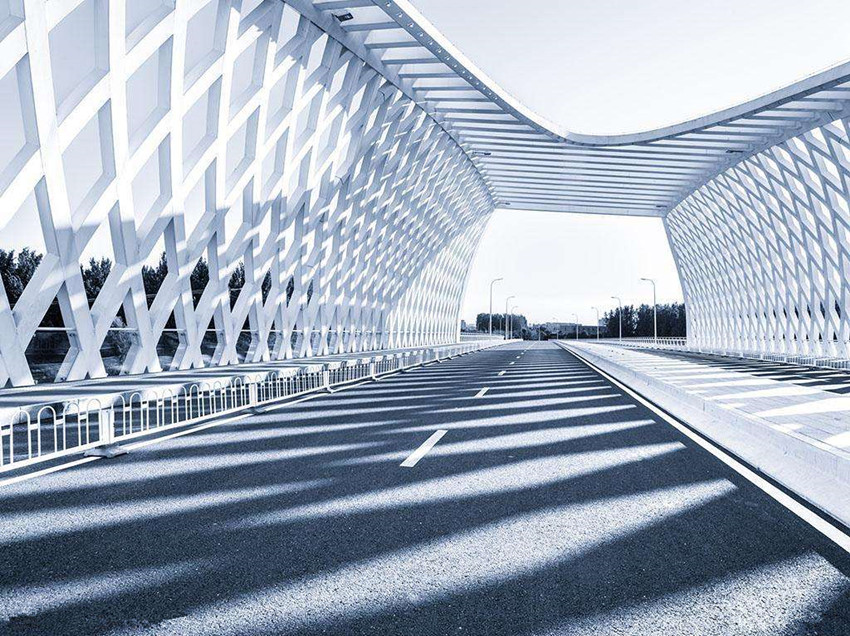 �h����֬��